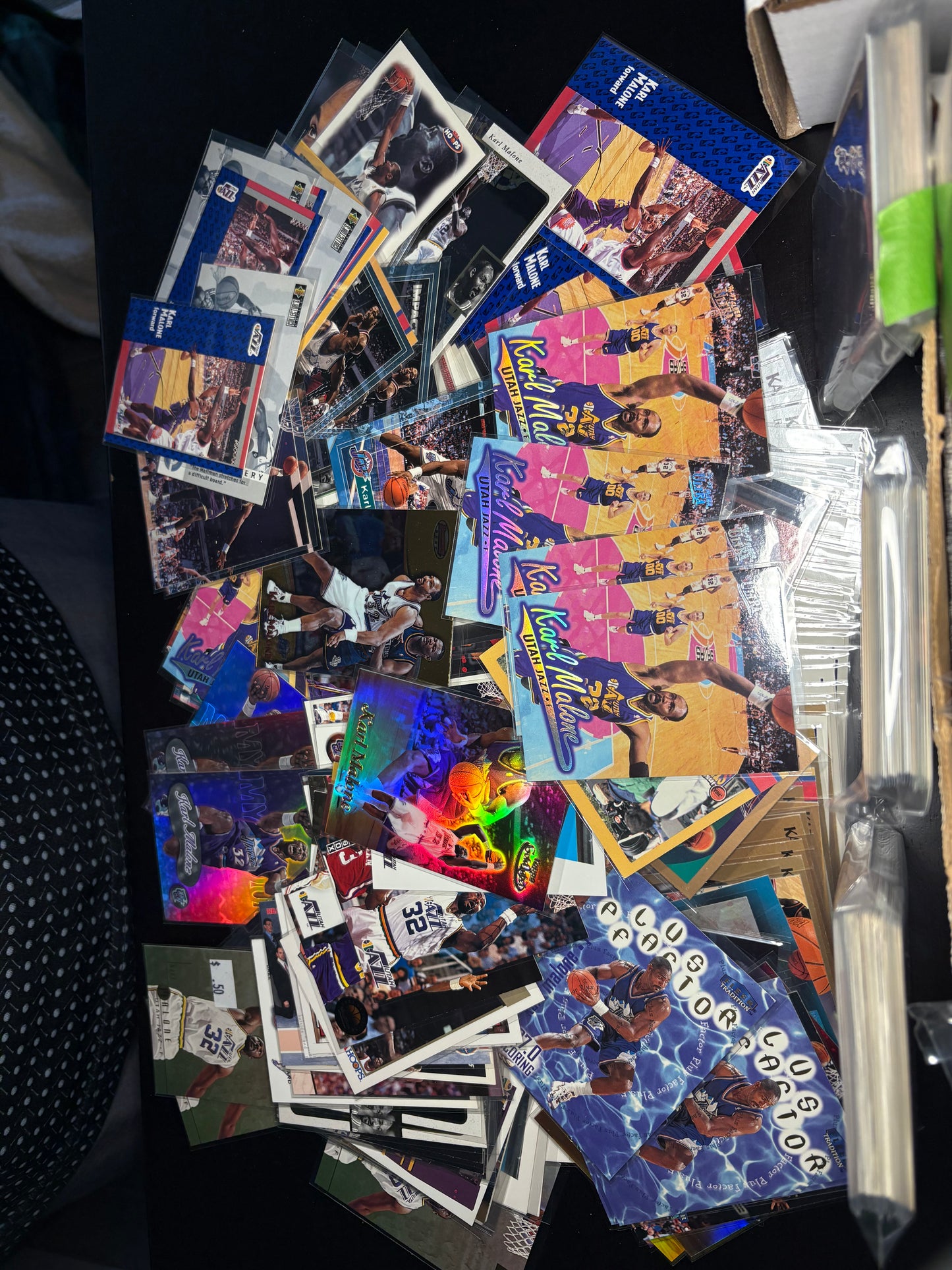 🔥 MASSIVE ~1000 Karl Malone Basketball HOF NBA Card Lot – ALL SLEEVED –